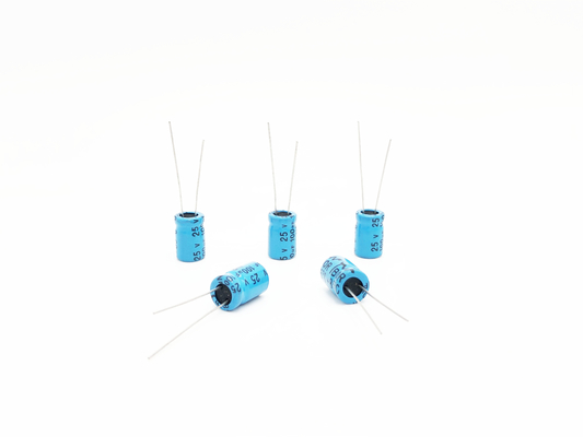 Auto-Ampere-Kondensator-Bi polarisierter Aluminiumelektrolytkondensator NP 100UF25V