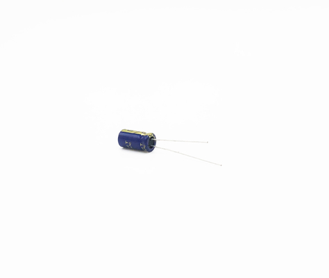 Radialaluminiumelektrolytkondensator-breite Temperatur 1UF400V 6.3X12MM
