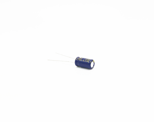 Radialaluminiumelektrolytkondensator-breite Temperatur 1UF400V 6.3X12MM