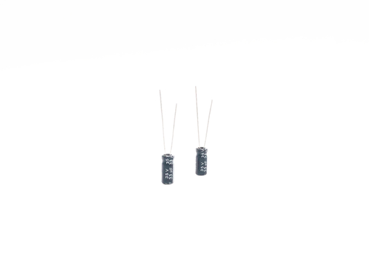 33UF35V Miniaturradialstrahl-Führungs-Art des kondensator-5x11mm 2000 Stunden
