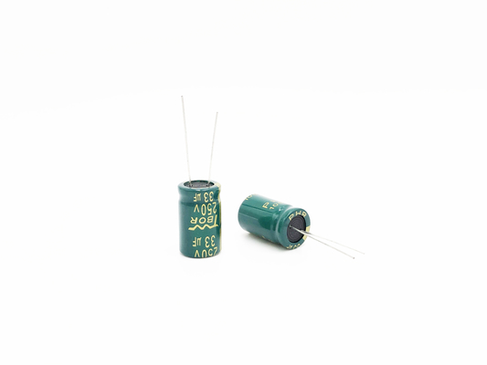 13x20mm Radialstrahl-Aluminiumelektrolytkondensator 33UF250V