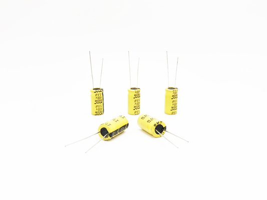 Kondensator 6.8uF400V 10x13mm hoher Temperatur für LED-Licht