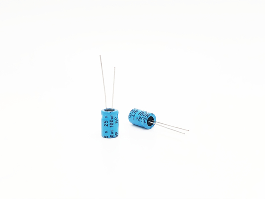Ampere-Kondensator 8x12mm des Auto-220uF25V für Falschpolungs-Stromkreise