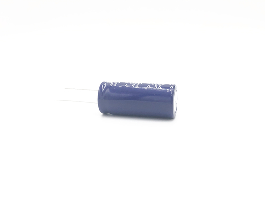 105°C Radialstrahl elektrolytisches Capacittor Aluminiumniedriger HOCHFREQUENZESR
